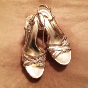 Ralph Lauren Gold Wedge Sandal Size 7.5
